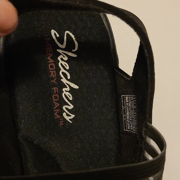 11 sketchers memory foam wedge sandals - Picture 2 of 6